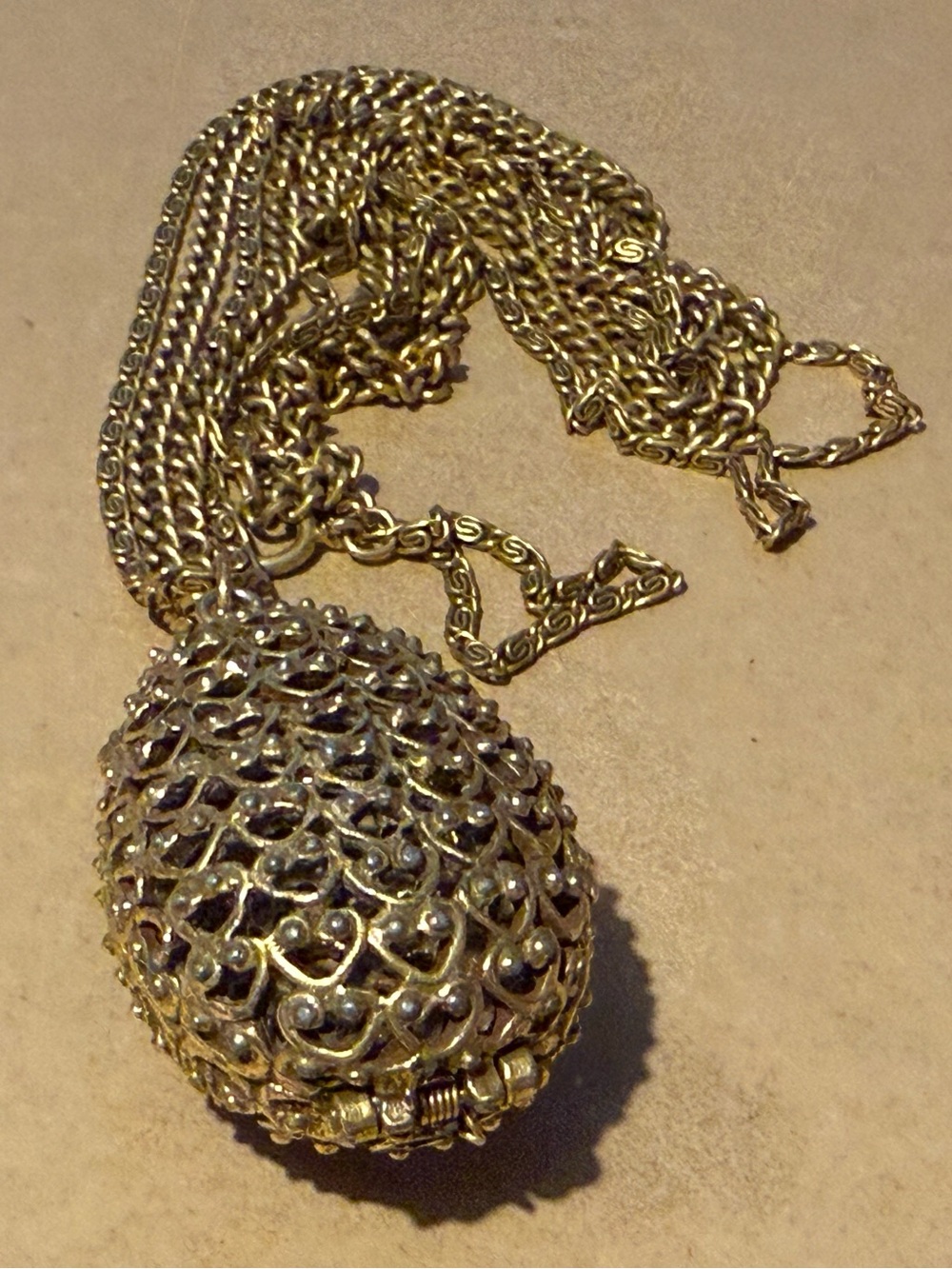 Vintage Large Gold-Tone Filigree Egg Pendant Locket Necklace - Women Jewelry